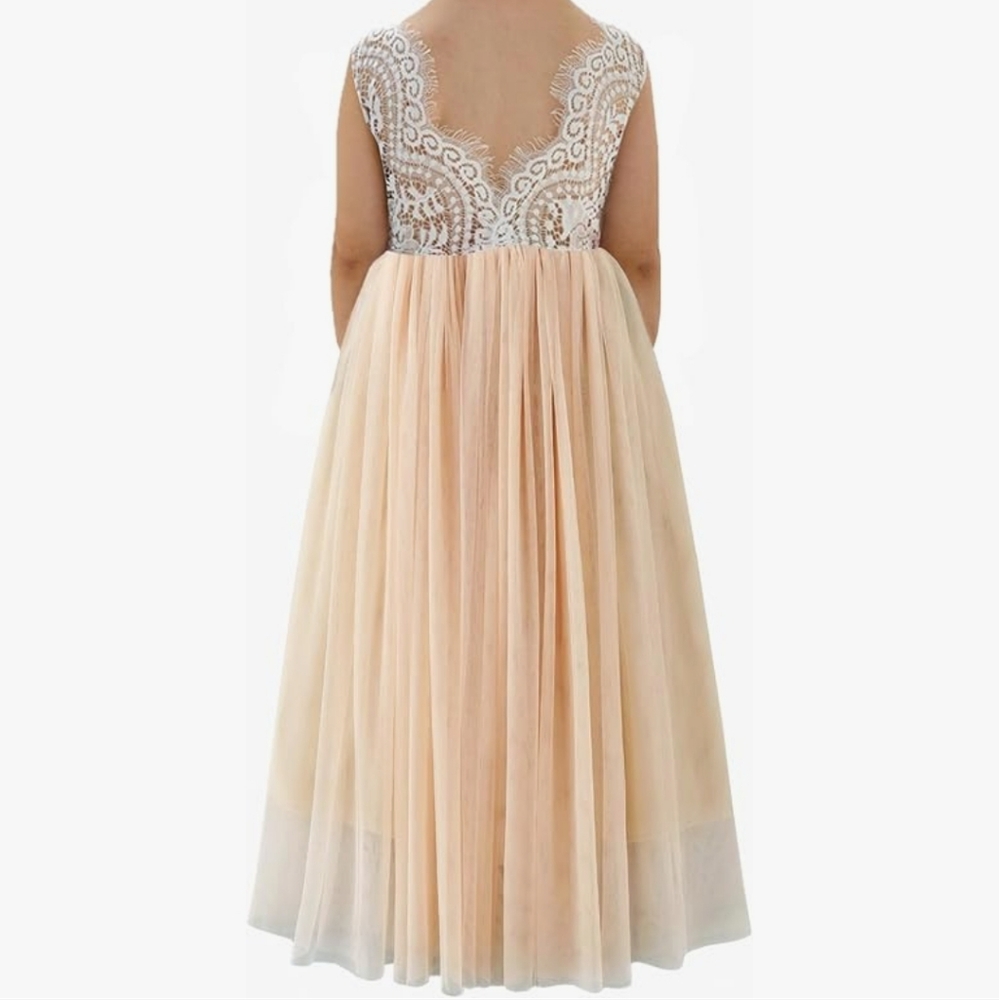 🐰 2 Bunnies Girls Dress, size 2T, Lace and Tulle, white and peach color